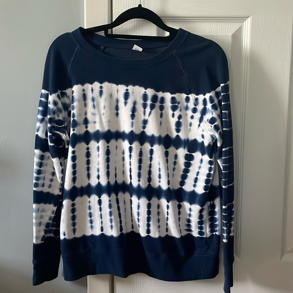 Old navy crew neck tie dye sweatshirt